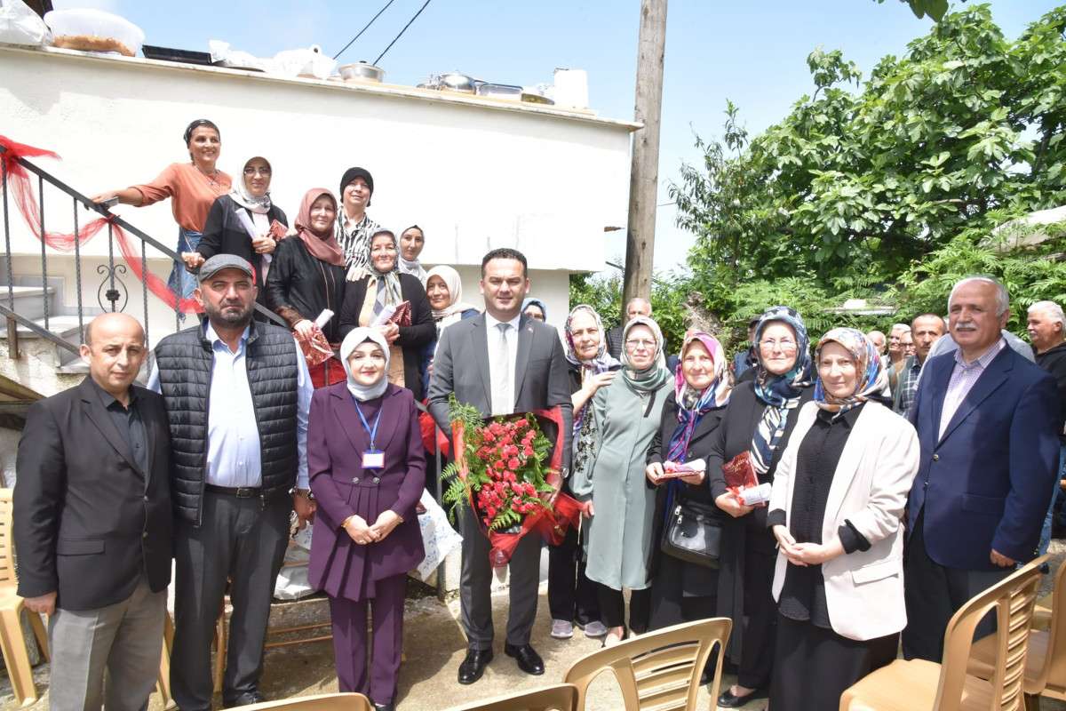 İSMAİLBEYLİ KÖYÜ EL SANATLARI SERGİSİ, BAŞKAN HASBİ DEDE'NİN KATILIMIYLA AÇILDI 